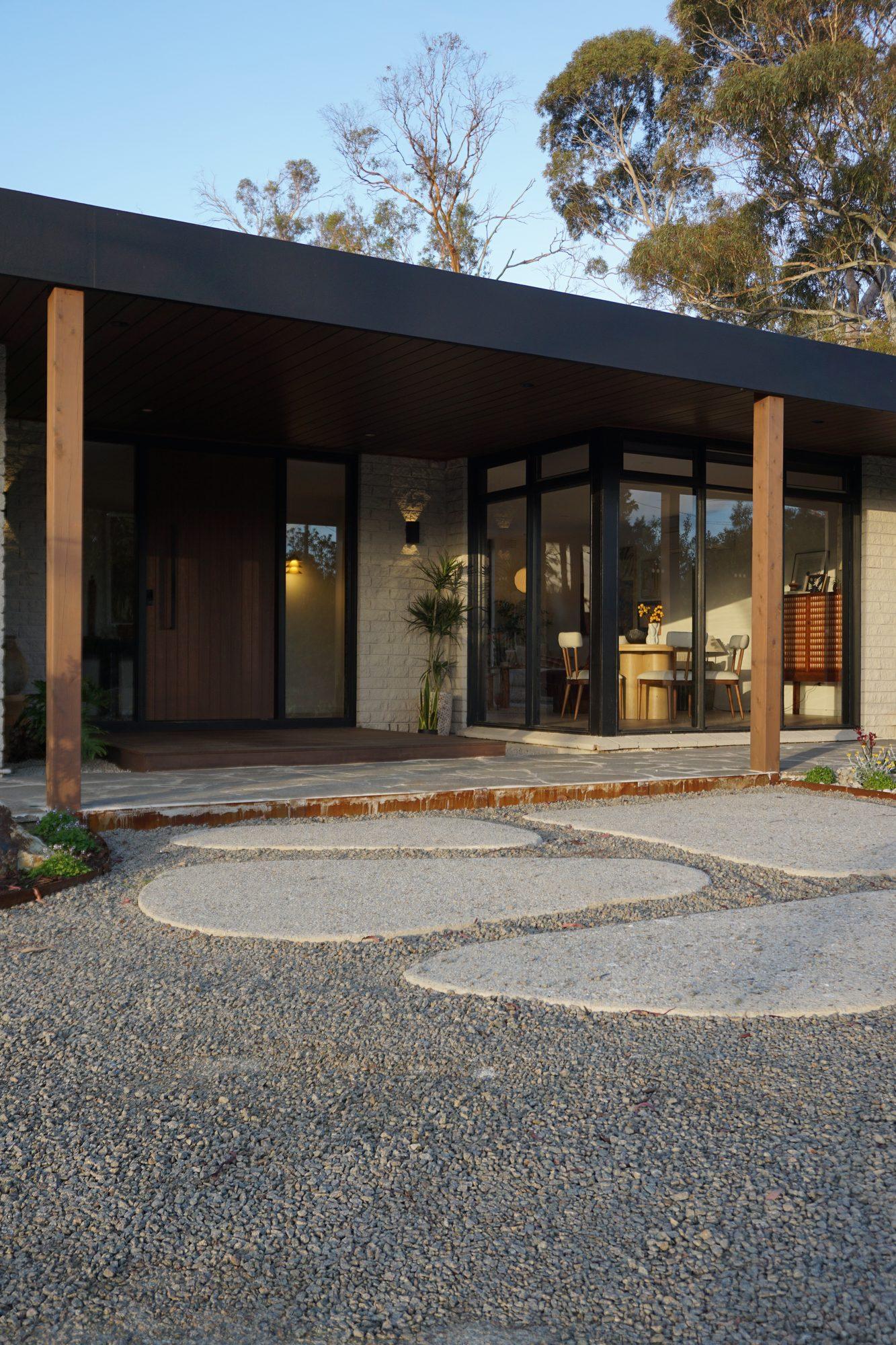 Finchwood House entry at dusk, Mount Eliza